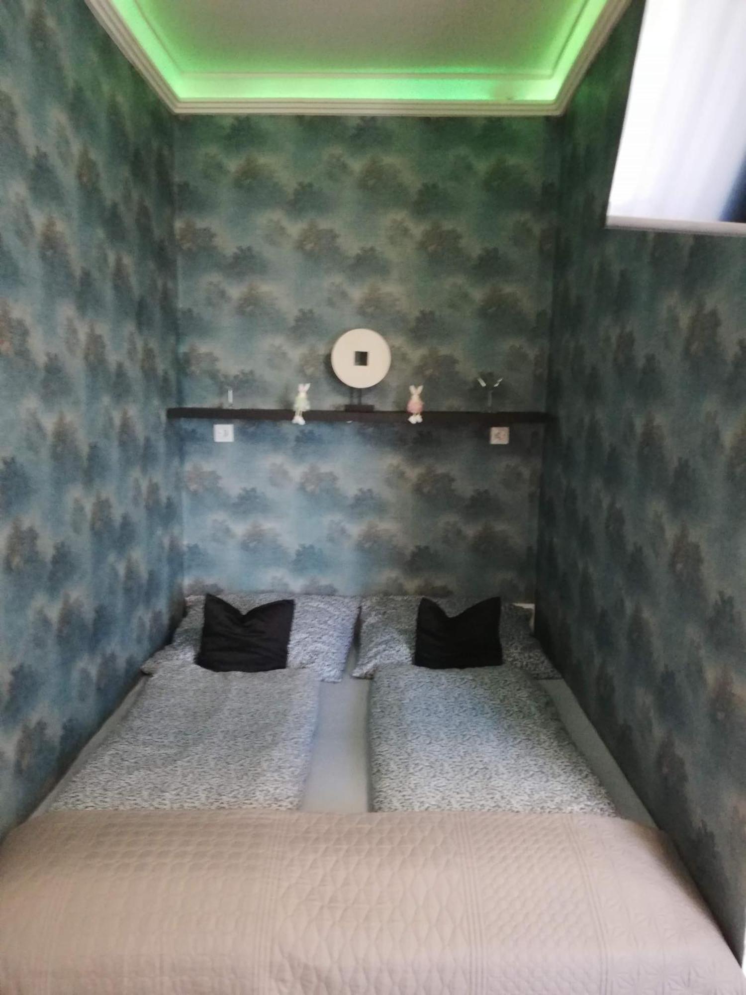 Viktoria Studioapartman Győr Zewnętrze zdjęcie